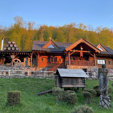 Koliba U Rytiera Villa Zvolen Bagian luar foto