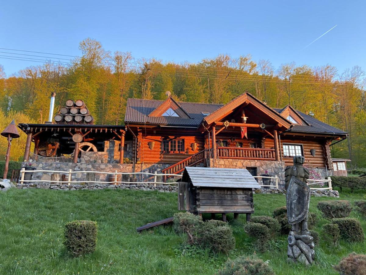 Koliba U Rytiera Villa Zvolen Bagian luar foto
